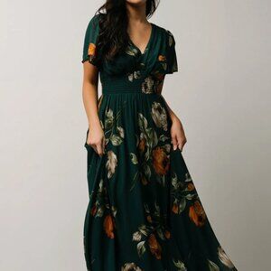 Baltic Born Birdie Maxi Dress Size XS with Short Sleeves in Deep Topaz Floral